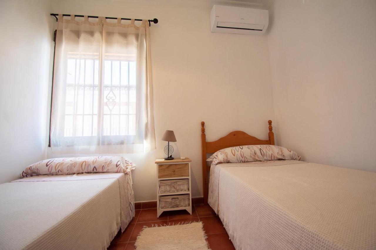 Villa Elisabeth Con Piscina Climatizada Chimenea Y Terraza Arriate Exterior foto